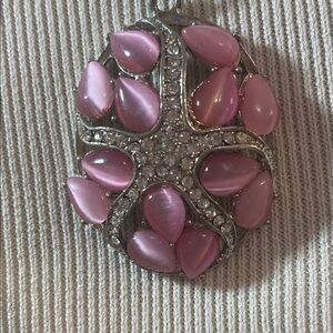 Pink Cats Eye Cabochon with Rhinestone Starfish in silver tone w/rope Chain